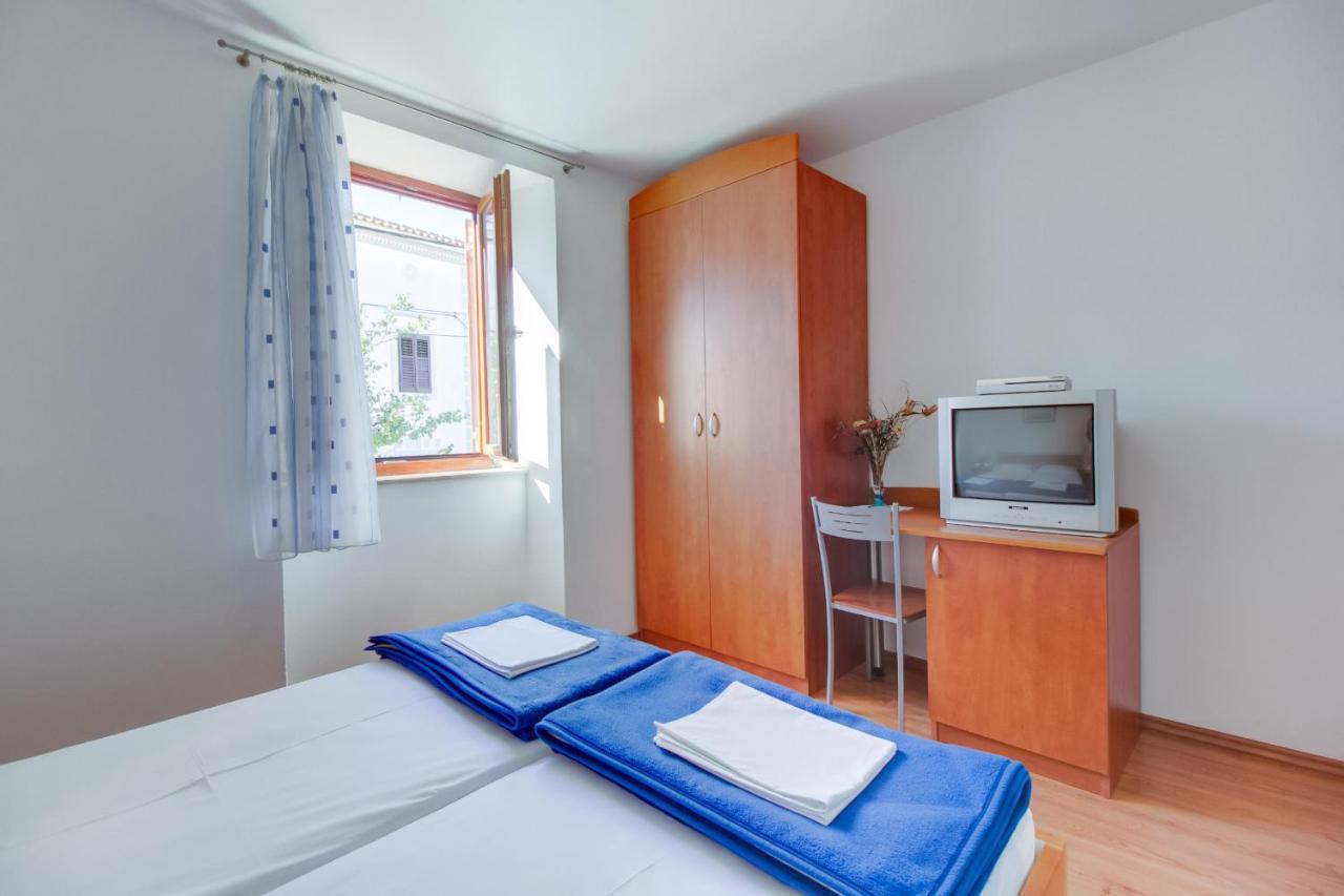 Apartments Rosa Mali Lošinj Extérieur photo