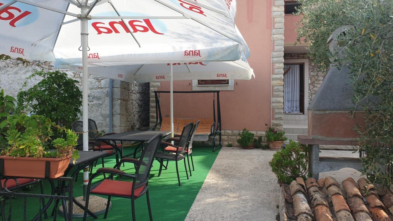 Apartments Rosa Mali Lošinj Extérieur photo